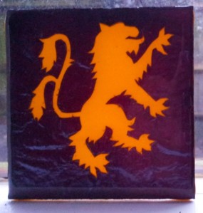 Yellow background with negative copper lion inclusion